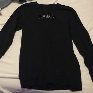 nike long sleeve tee